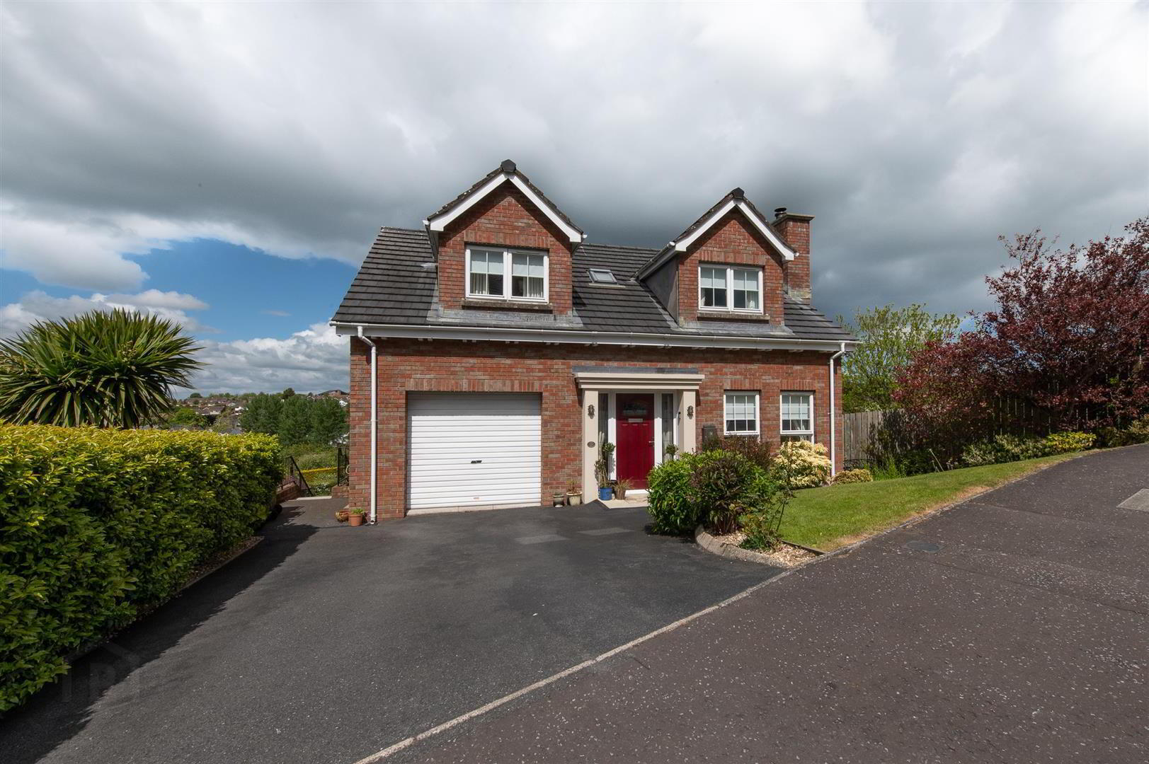 5 Demesne Hollow 1 of 44