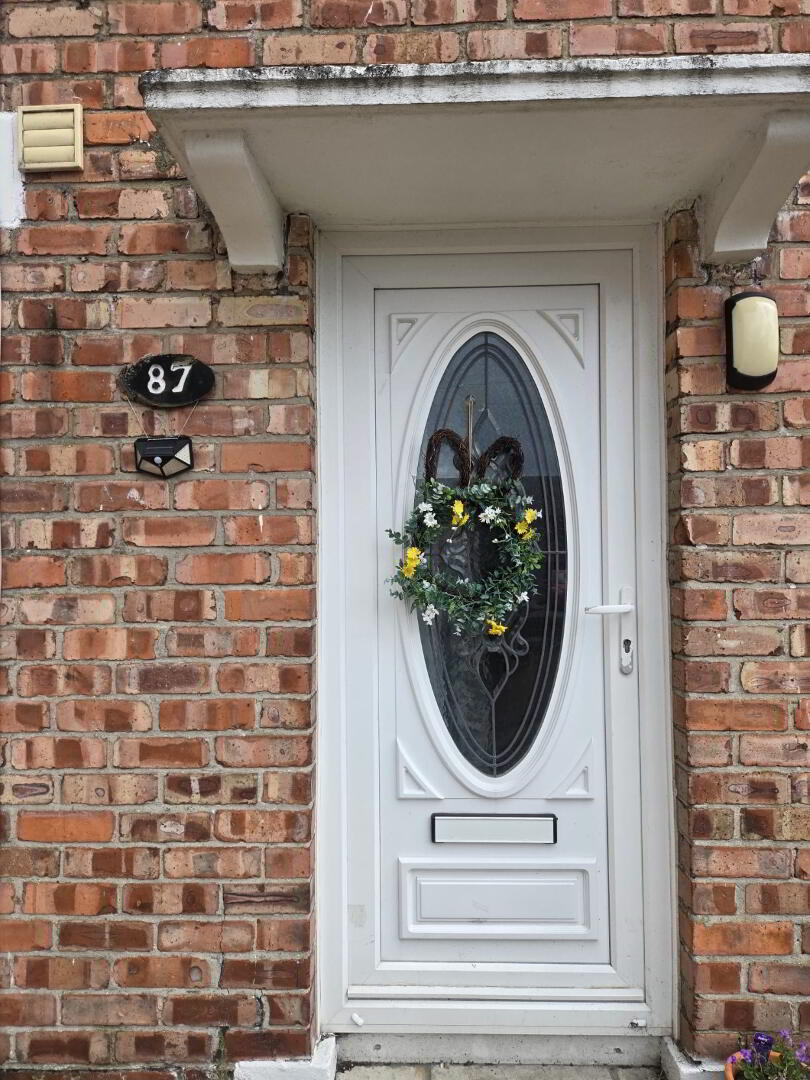 87 Ardmeen Green 2 of 14