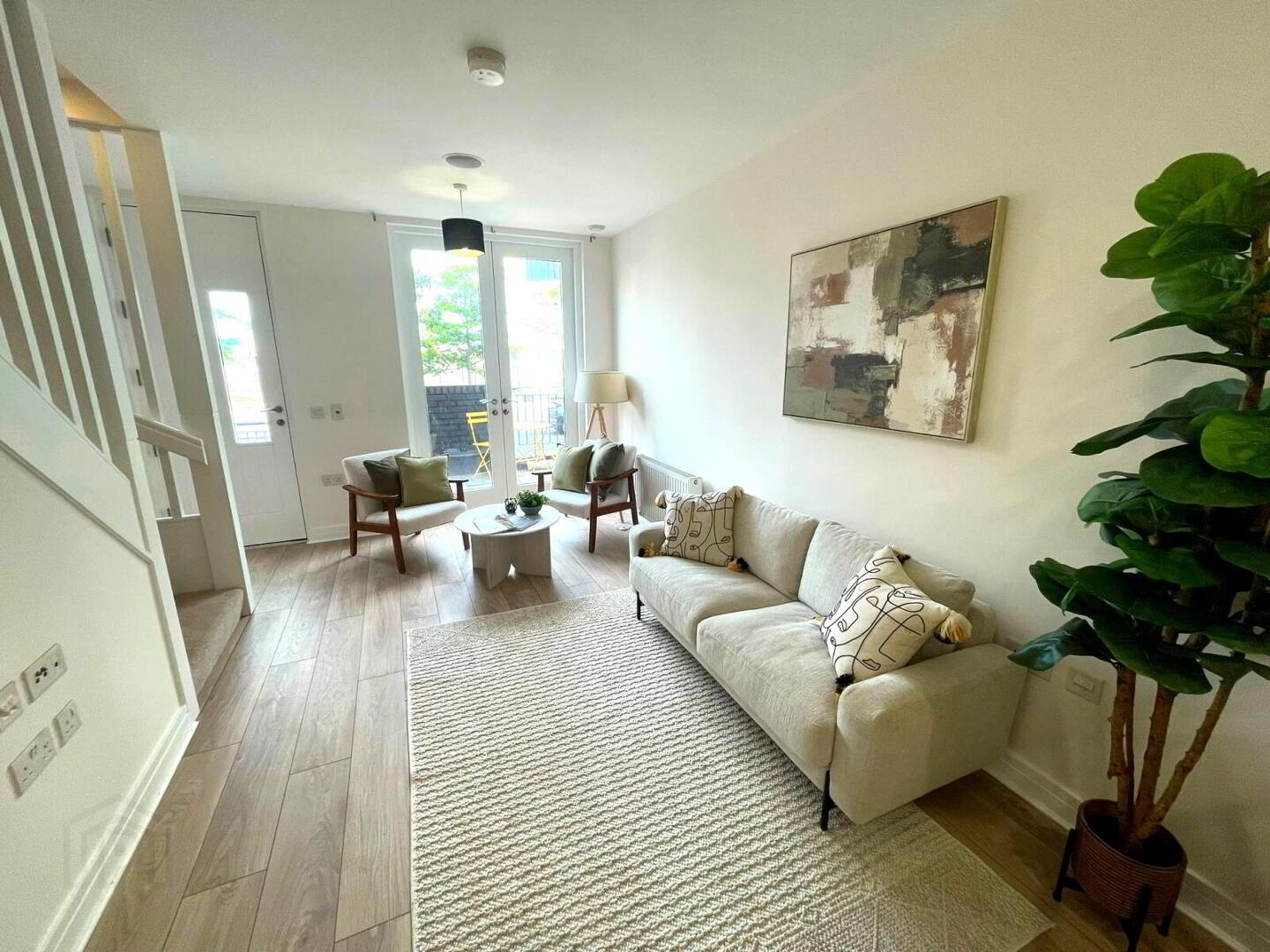 Apartment 9.02 The Arc 2I Queens Road 2 of 9
