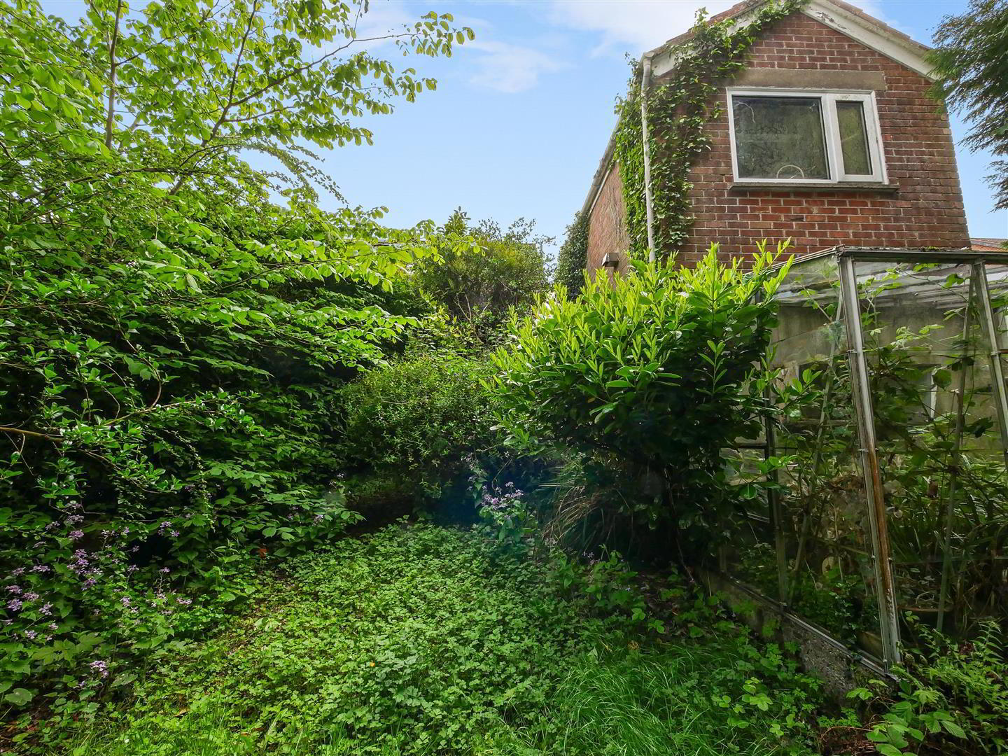 20 Ivanhoe Avenue 14 of 15