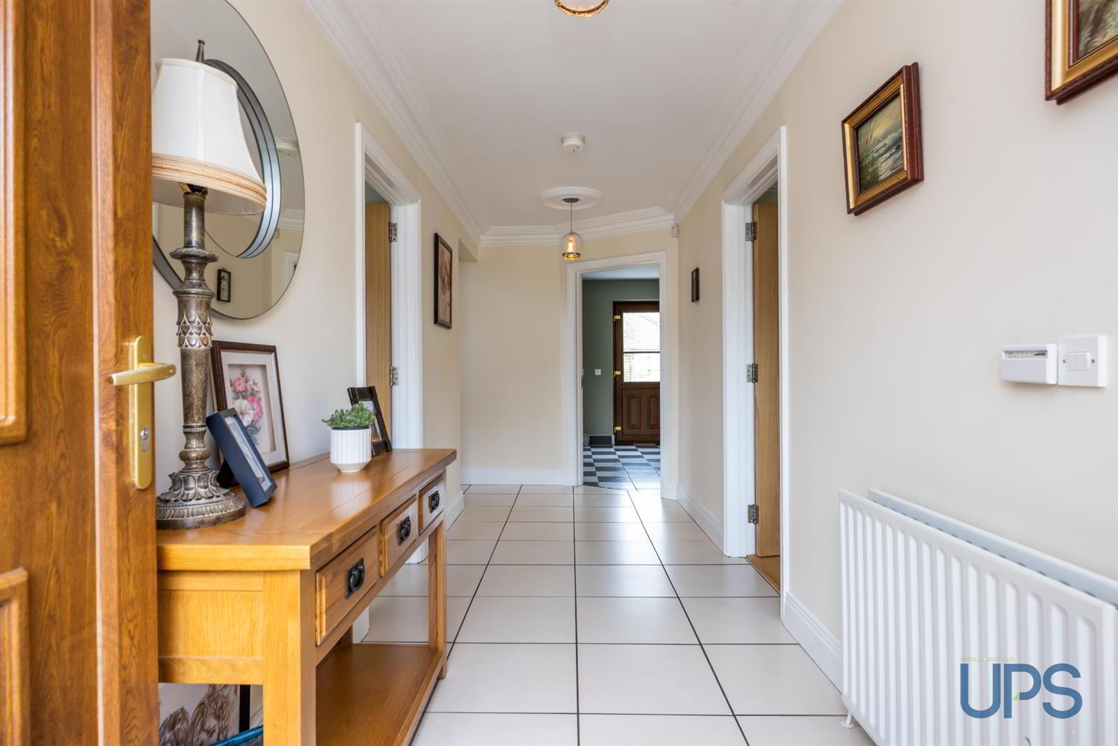 18b Glen Road 3 of 49