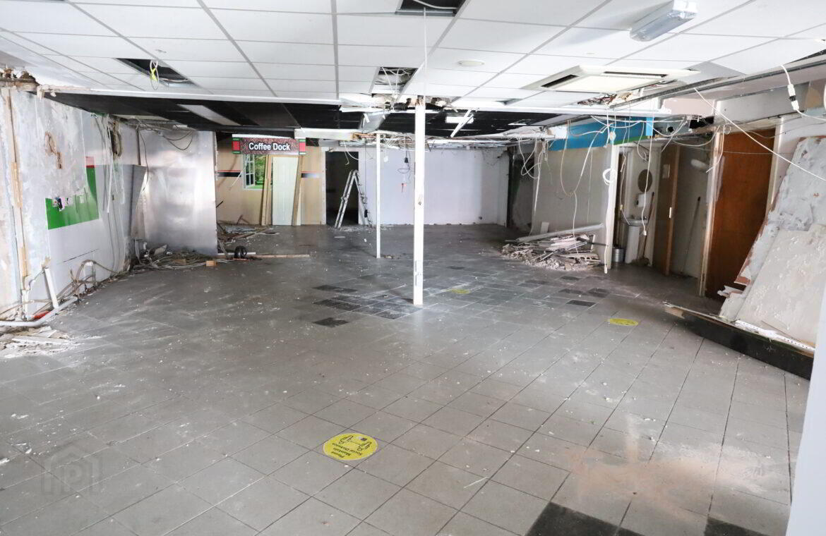 Retail Unit 3 of 12