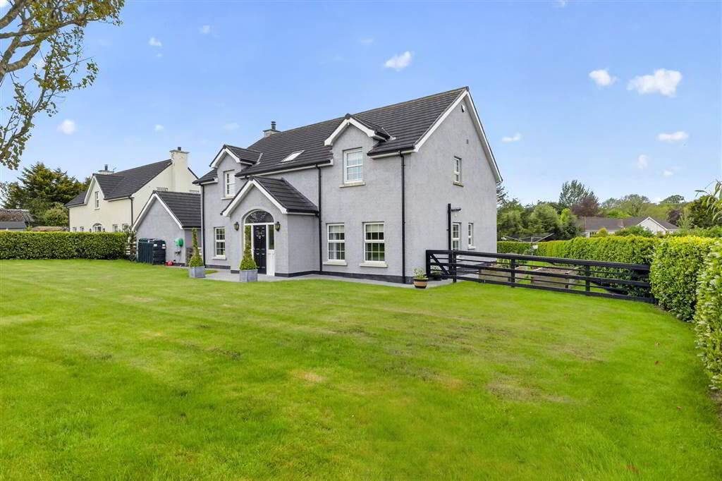 Rosecroft, 164a Old Ballynahinch Road 3 of 30