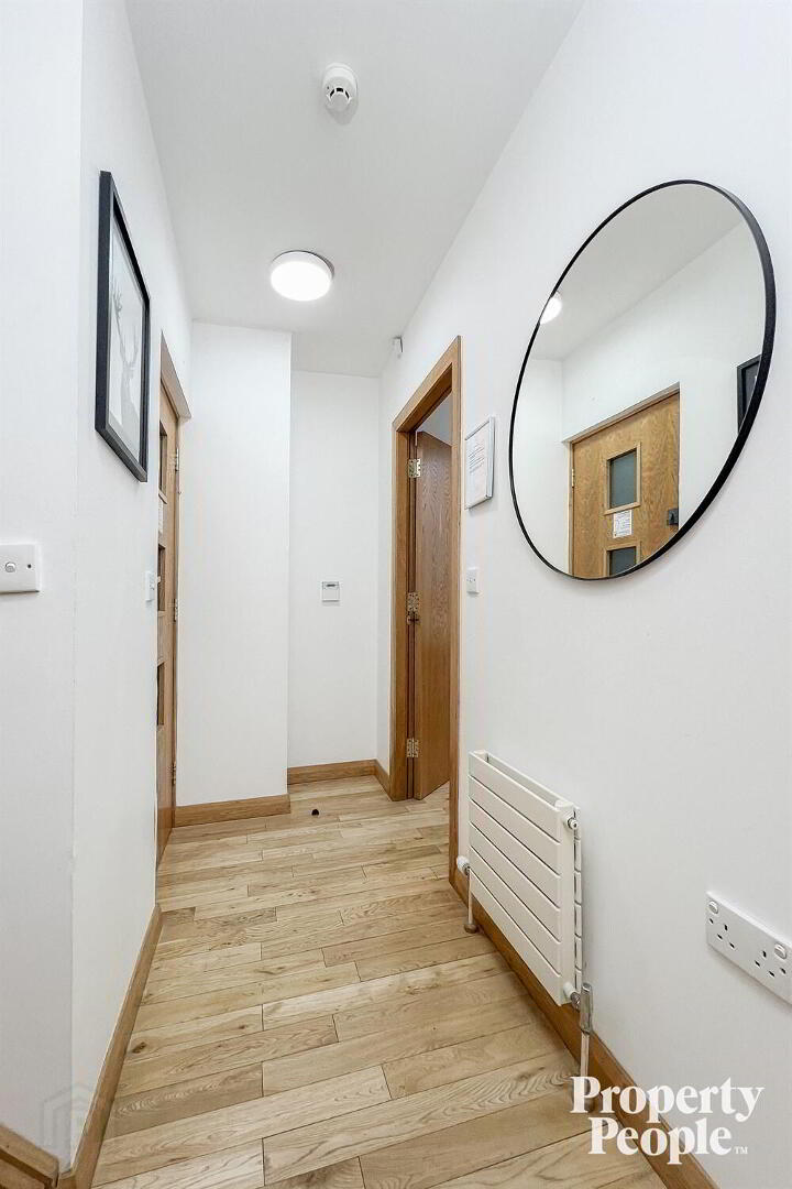 Apt 18, Pottinger's Quay 3 of 71