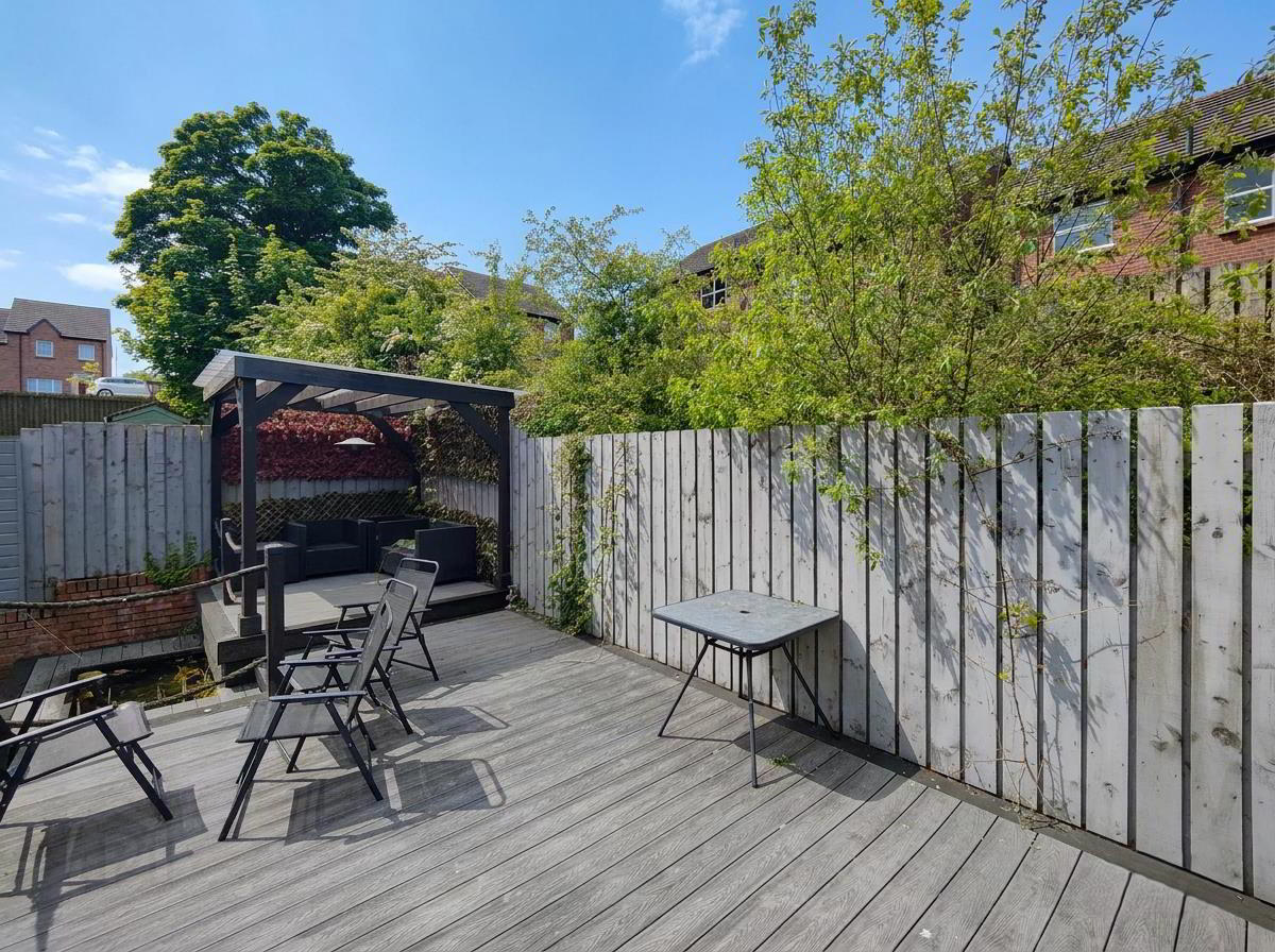 9 Blackdam Close 16 of 17