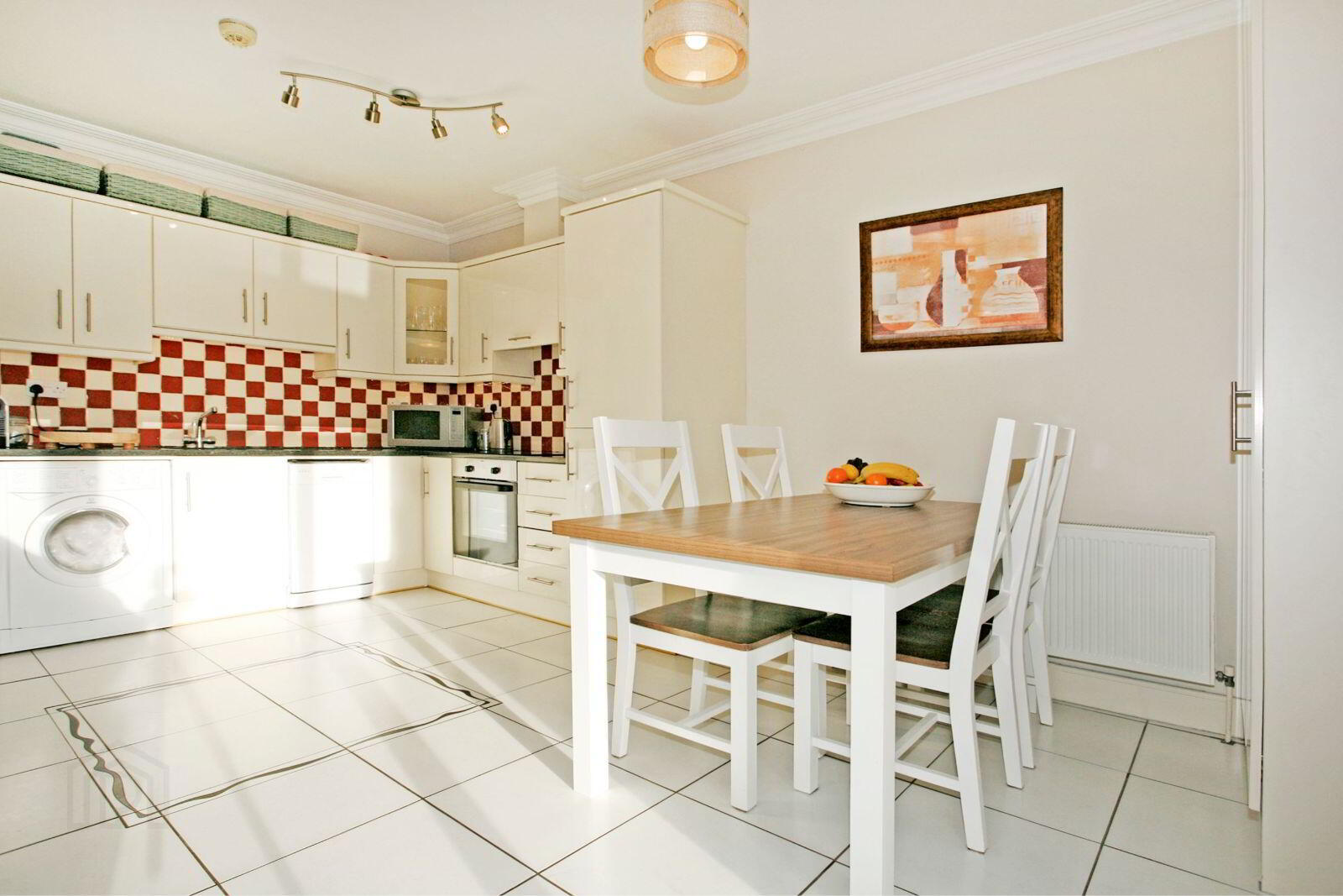 Apartment 2 Vandeleur Mews 3 of 9