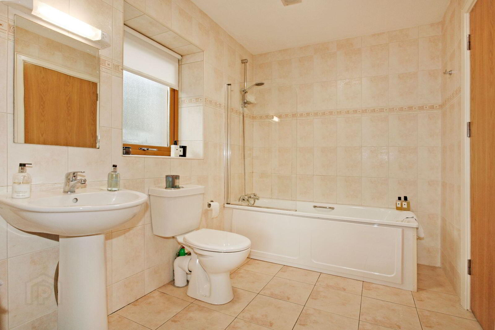 Apartment 2 Vandeleur Mews 9 of 9