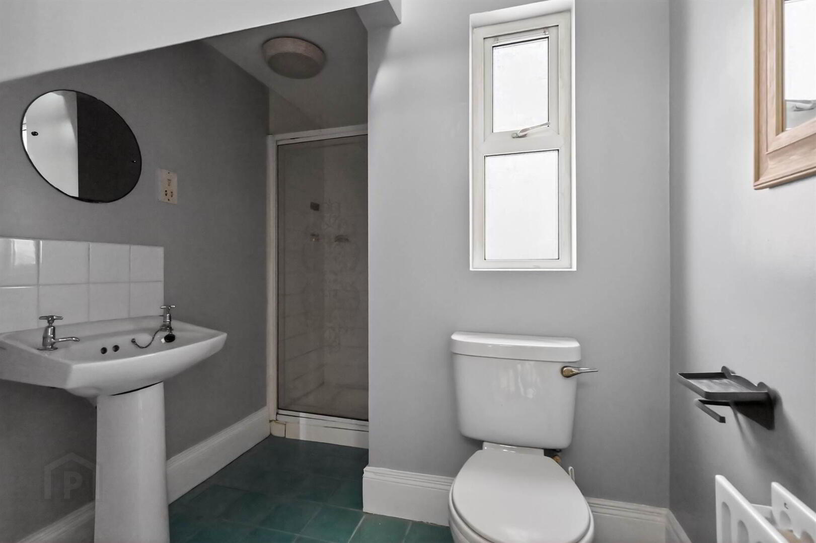 Apt 2, 221 Belmont Road 8 of 9