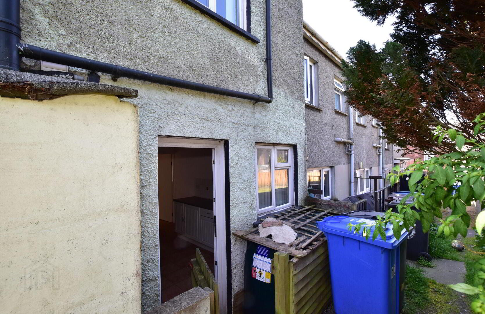 10 Roden Street 18 of 18
