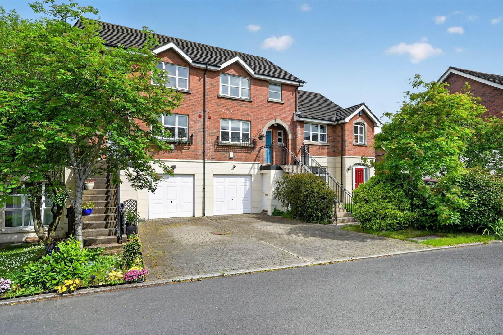 15 Richmond Court 1 of 32