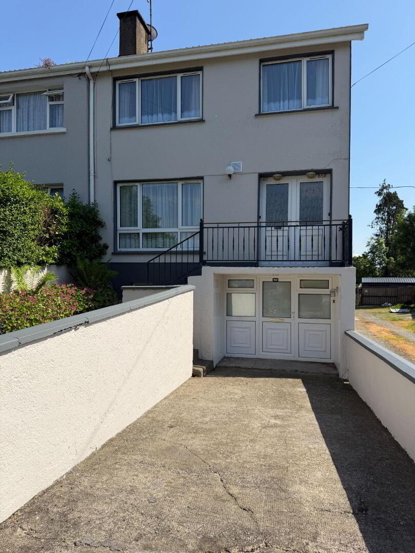 65 Lower Highfield Road 3 of 24