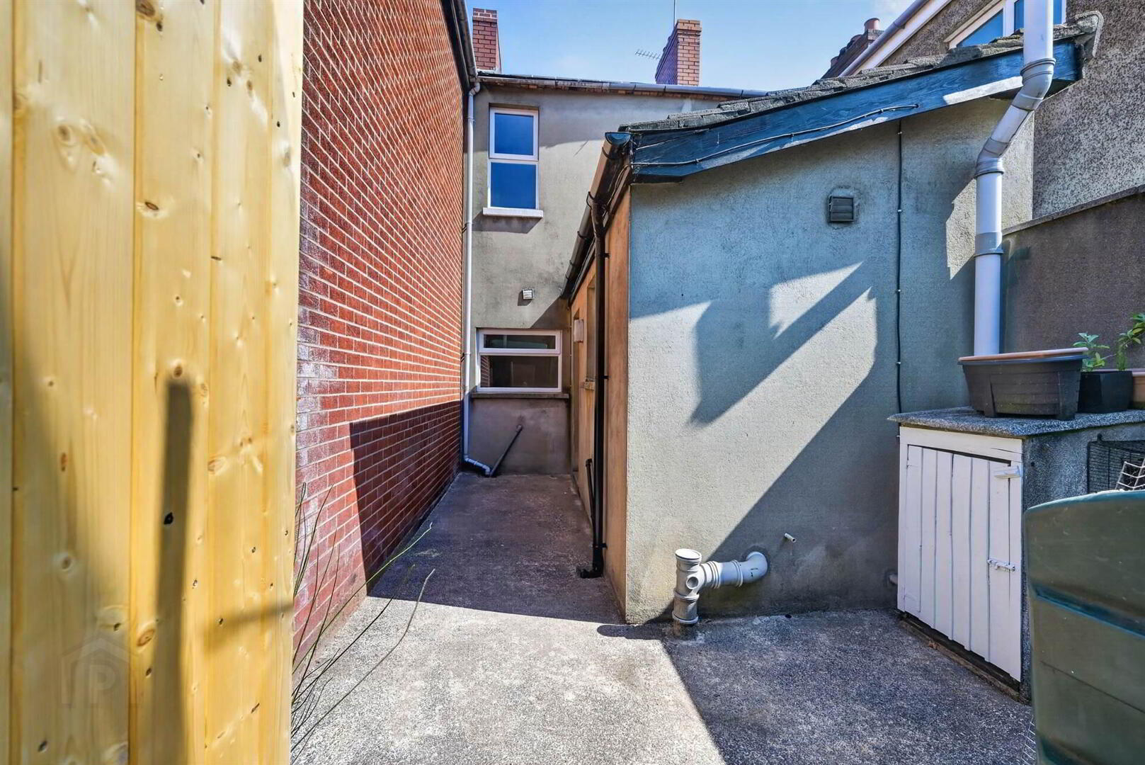 102 Donnybrook Street 18 of 19