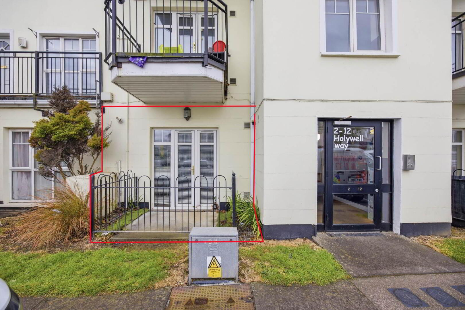 Apartment 4 Holywell Way 2 of 14