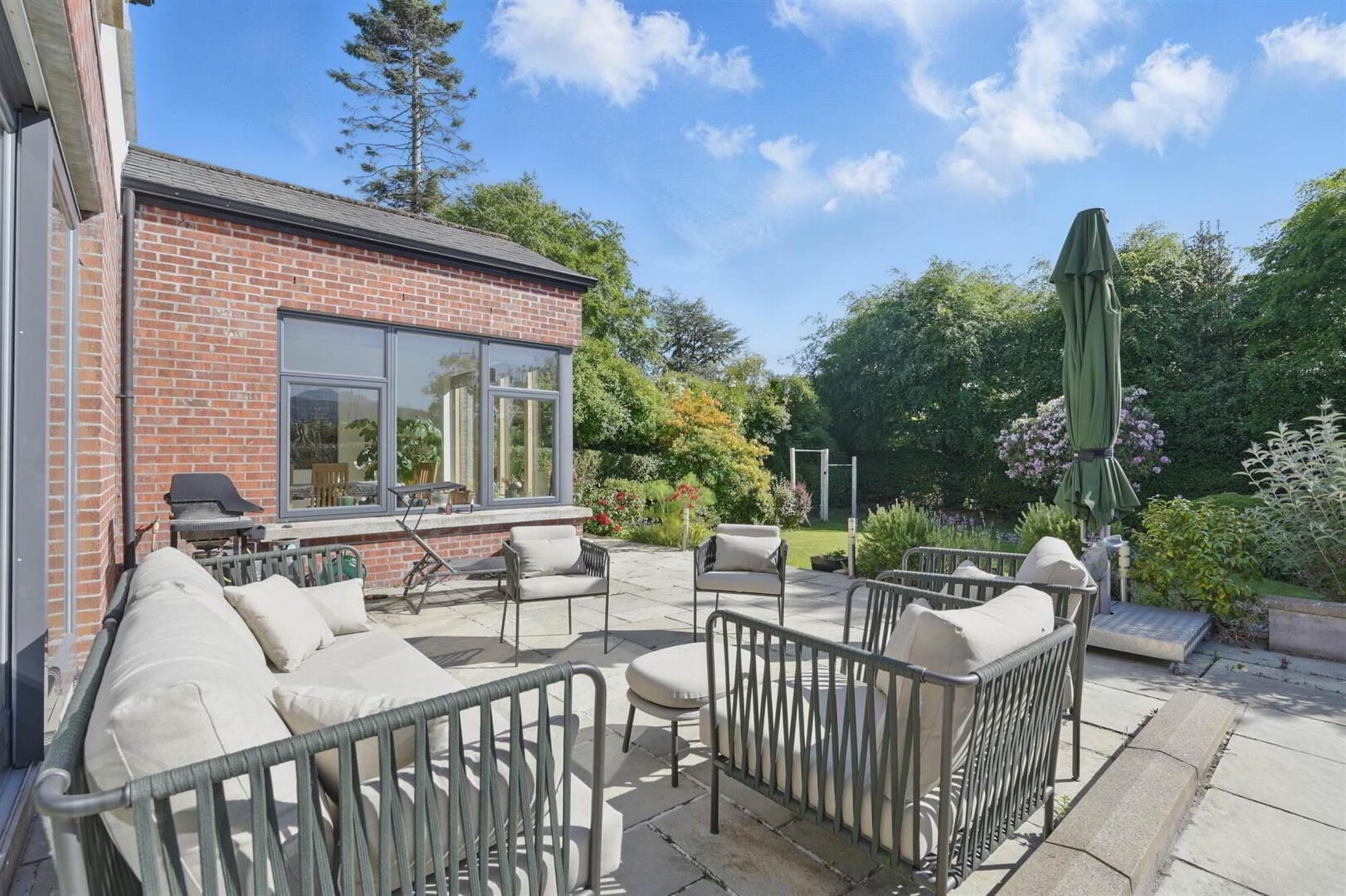 39 Cranmore Gardens 58 of 59