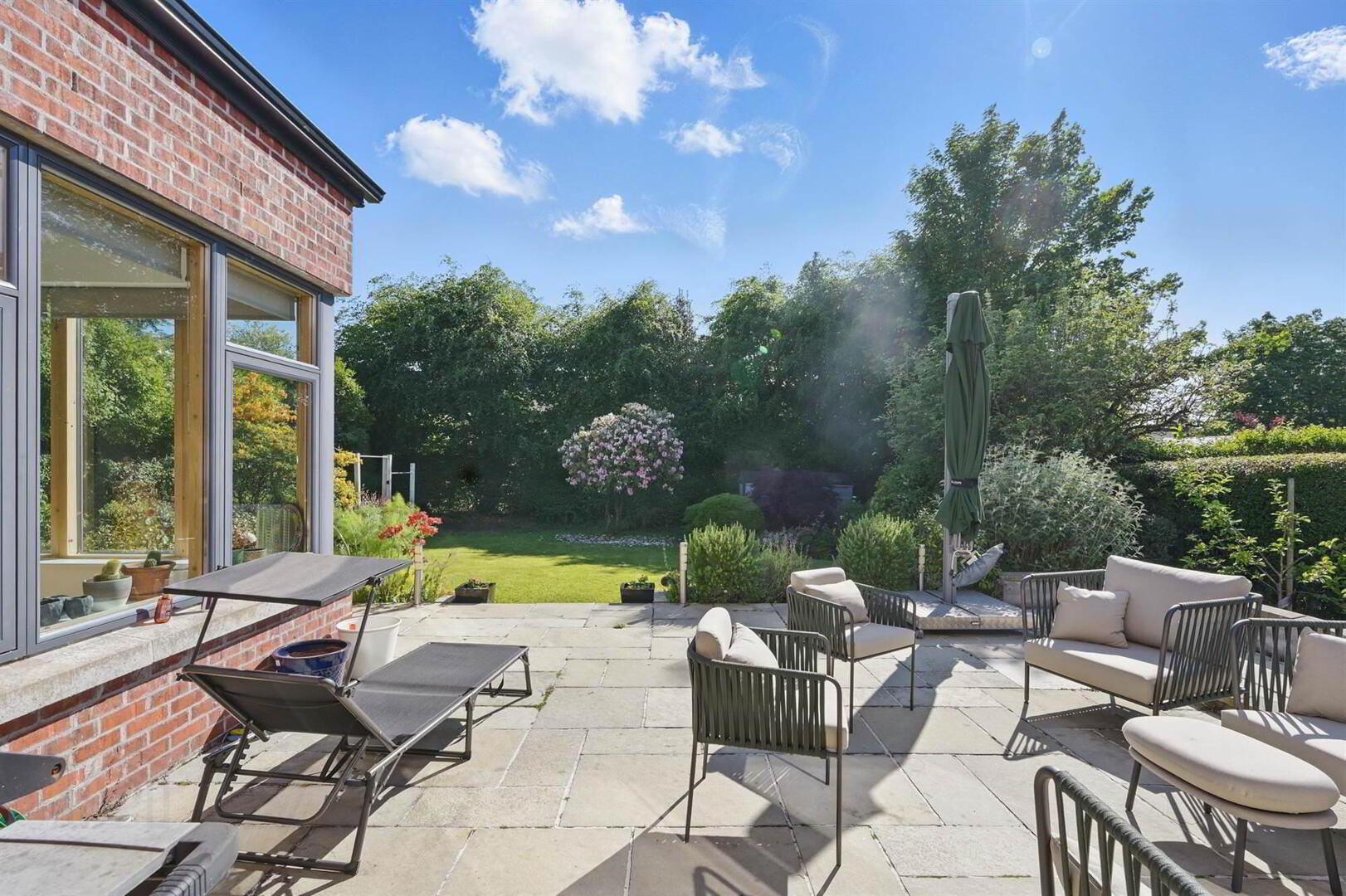 39 Cranmore Gardens 59 of 59