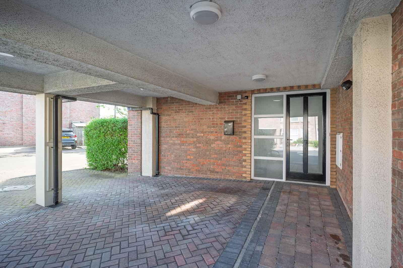18 Strathearn Lane 3 of 32