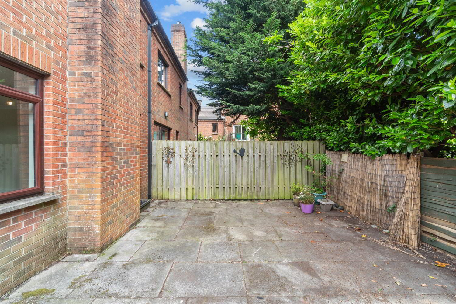 20 Balmoral Mews 13 of 14