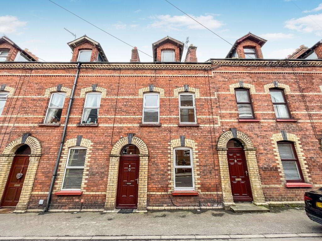 14 Victoria Crescent 1 of 13