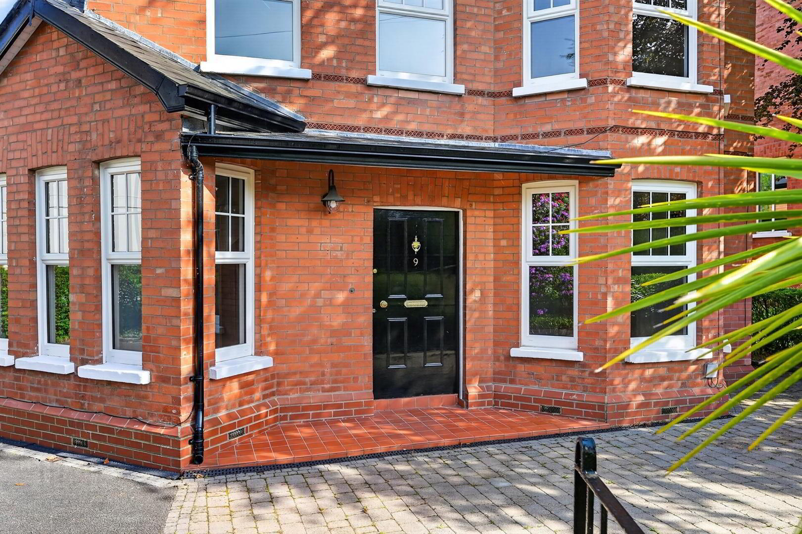 9 Finaghy Park North 3 of 26