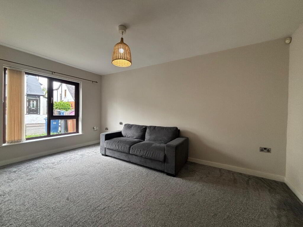 90 Rushfield Avenue 2 of 9