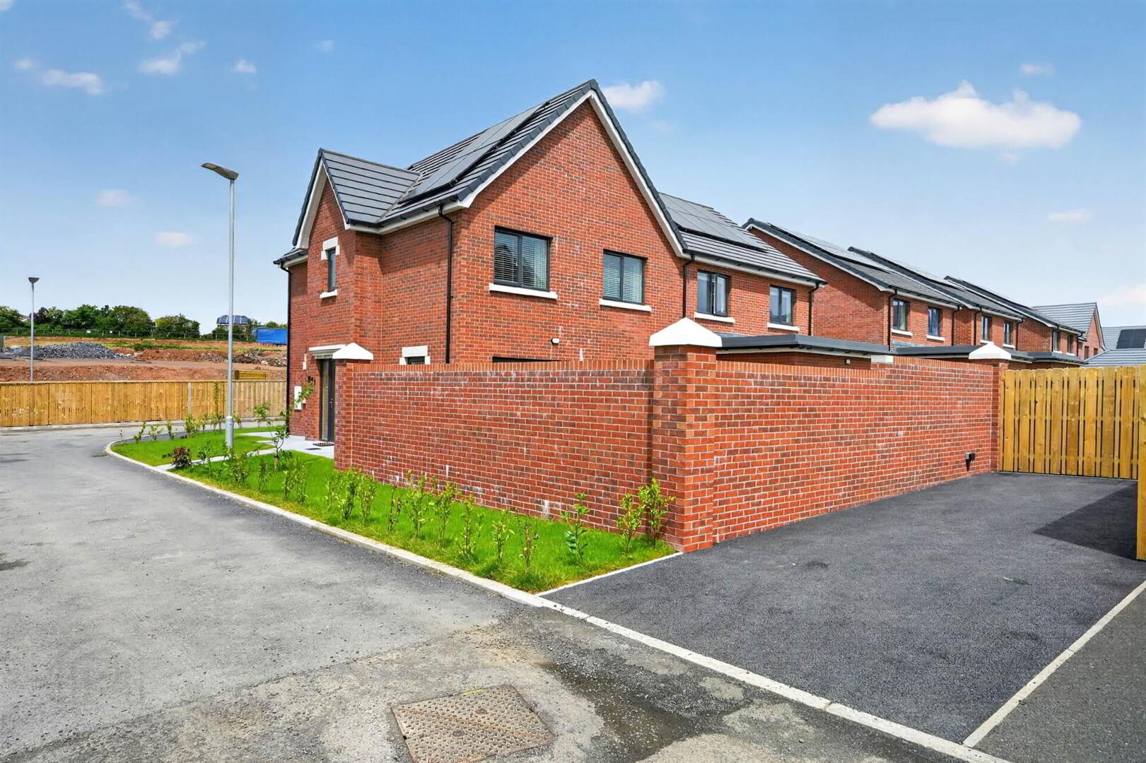 31 Baronsgrange Green 19 of 19