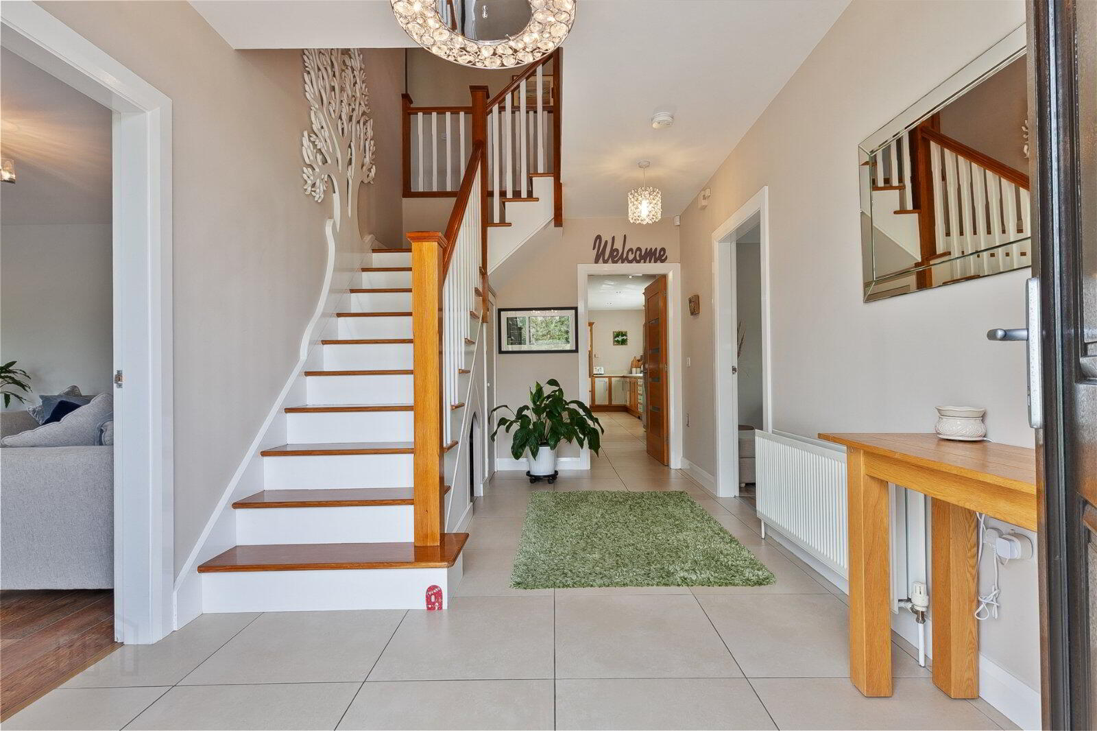 15 Mount Davys Road 2 of 44