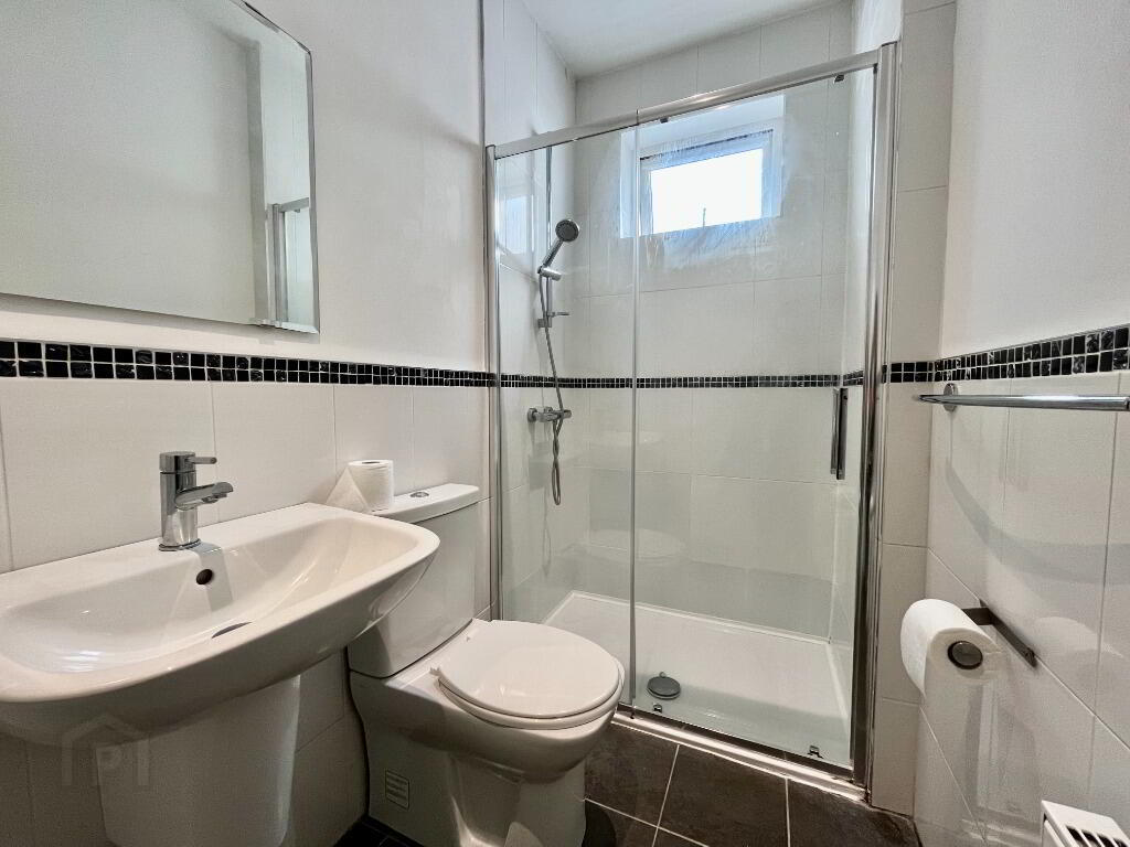 25 Ulsterville Avenue 3 of 6