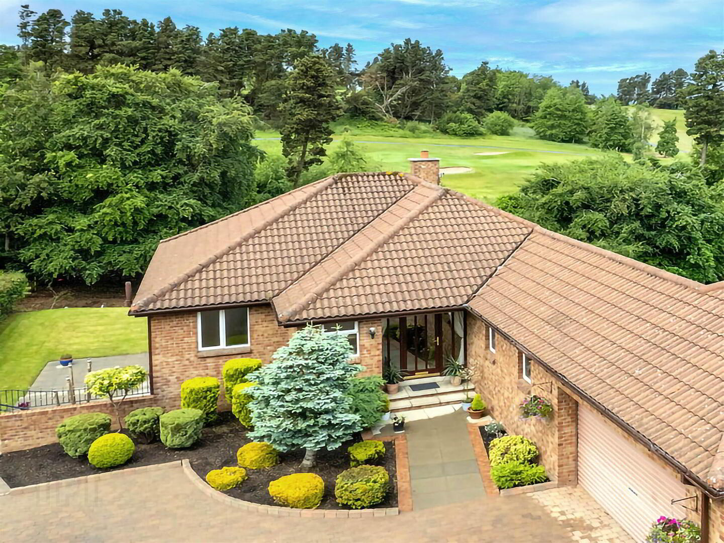 'Glenlea', 61 Bryansglen Park 3 of 43