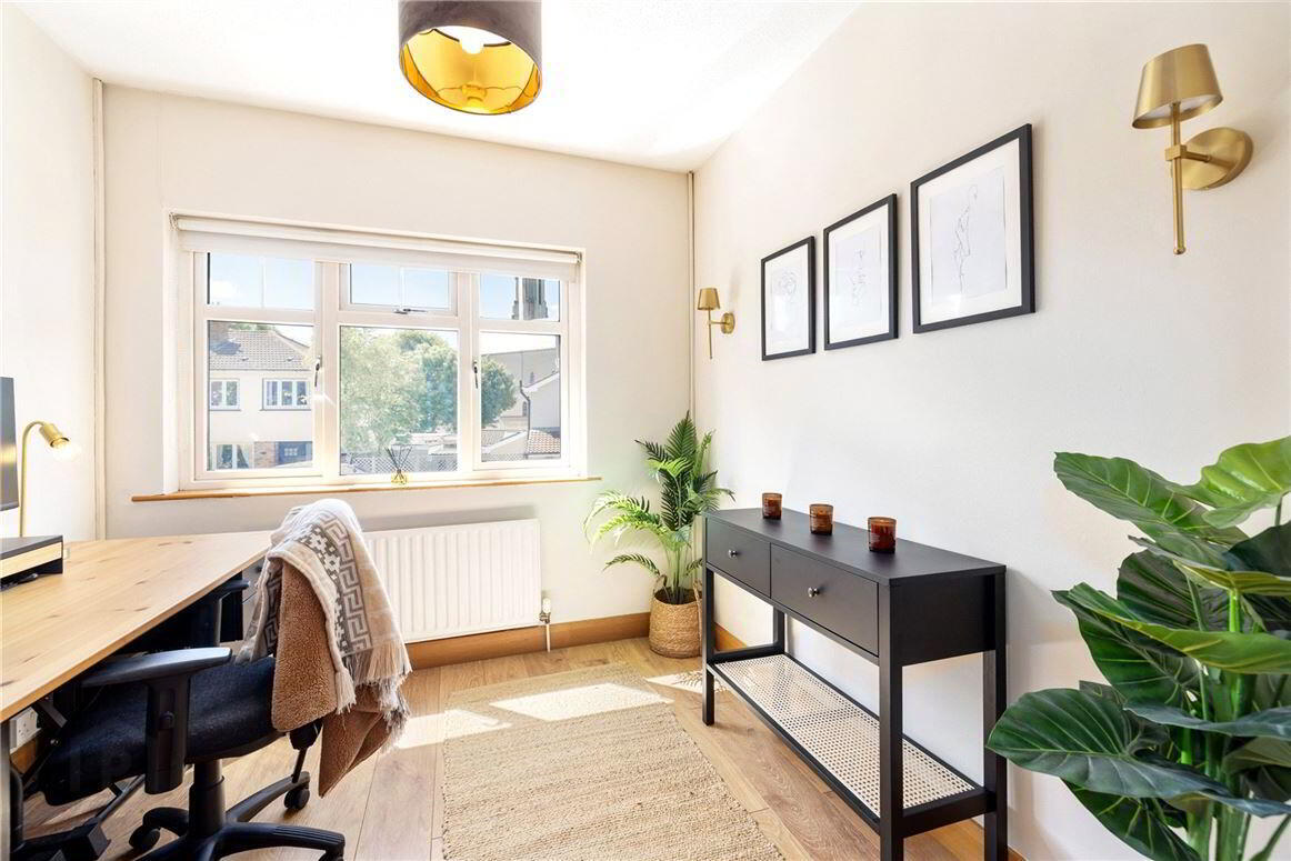 32 Park Road 13 of 13