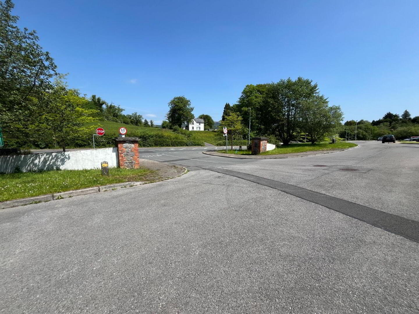 3 Millhill Lawns 41 of 42