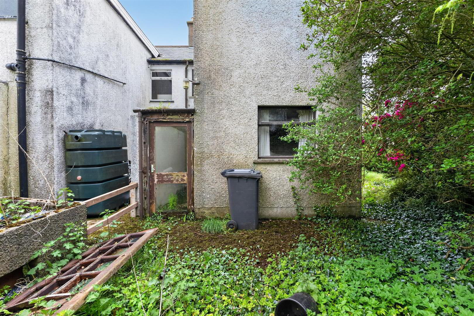 91 Hillsborough Road 17 of 18