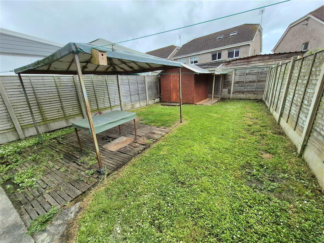 32 Sycamore Close 12 of 12
