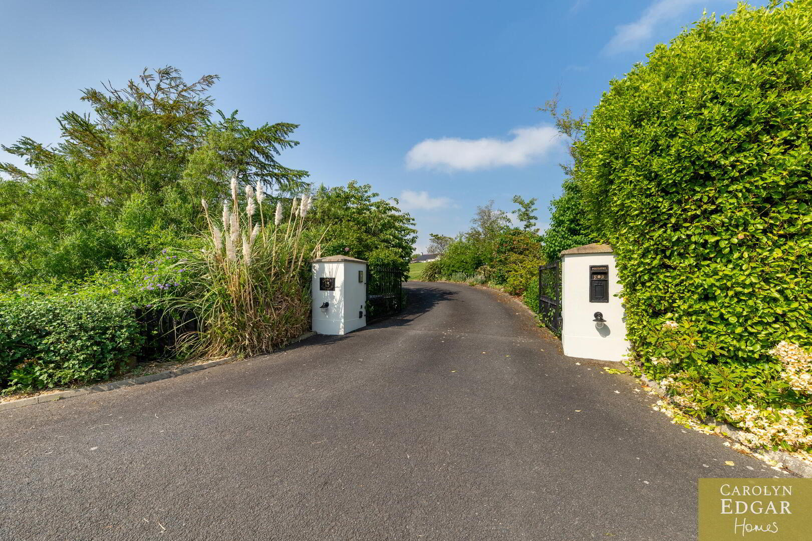 Grace Cottage, 15 Carrowdore Road 2 of 70