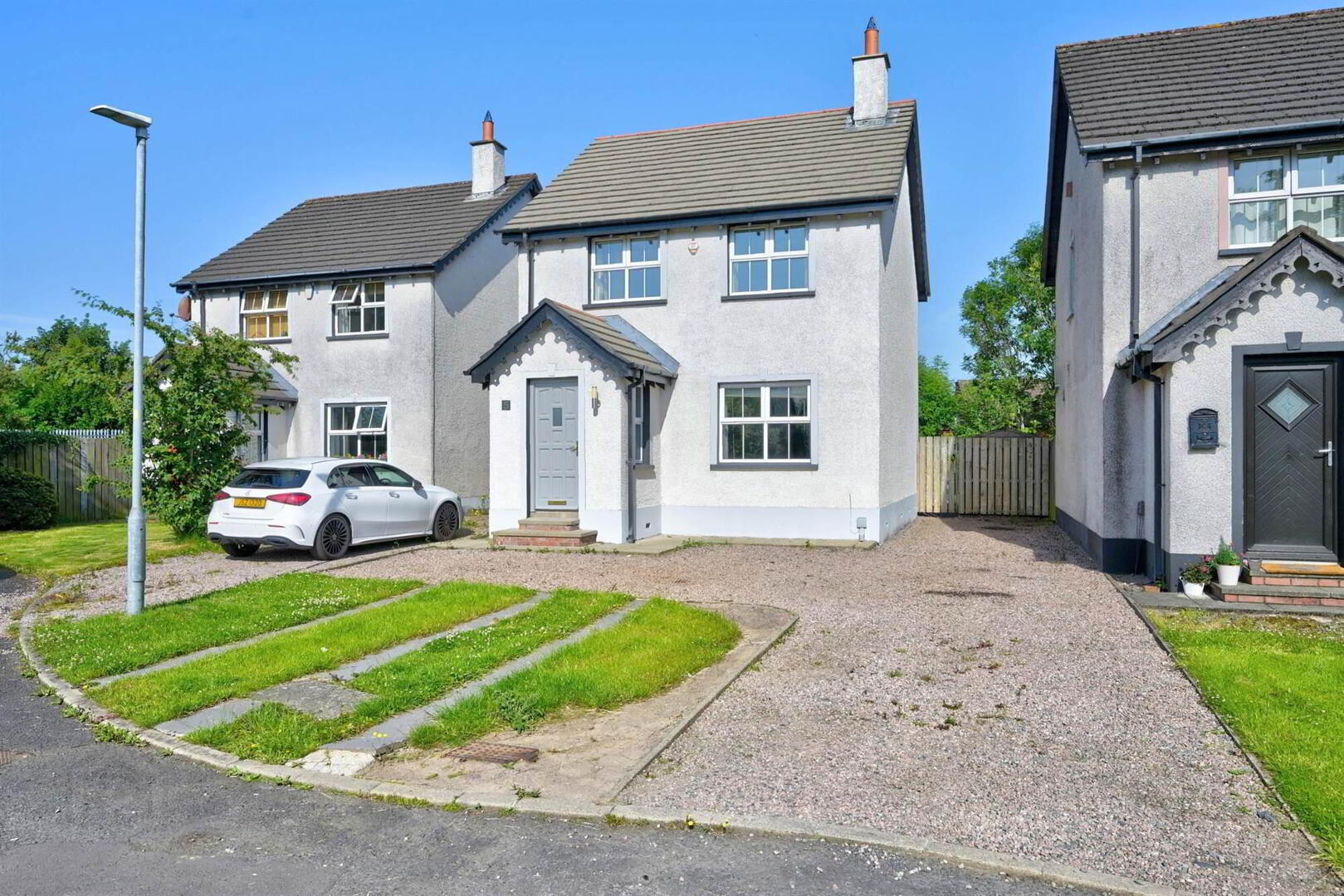 5 Churchland Close 2 of 16