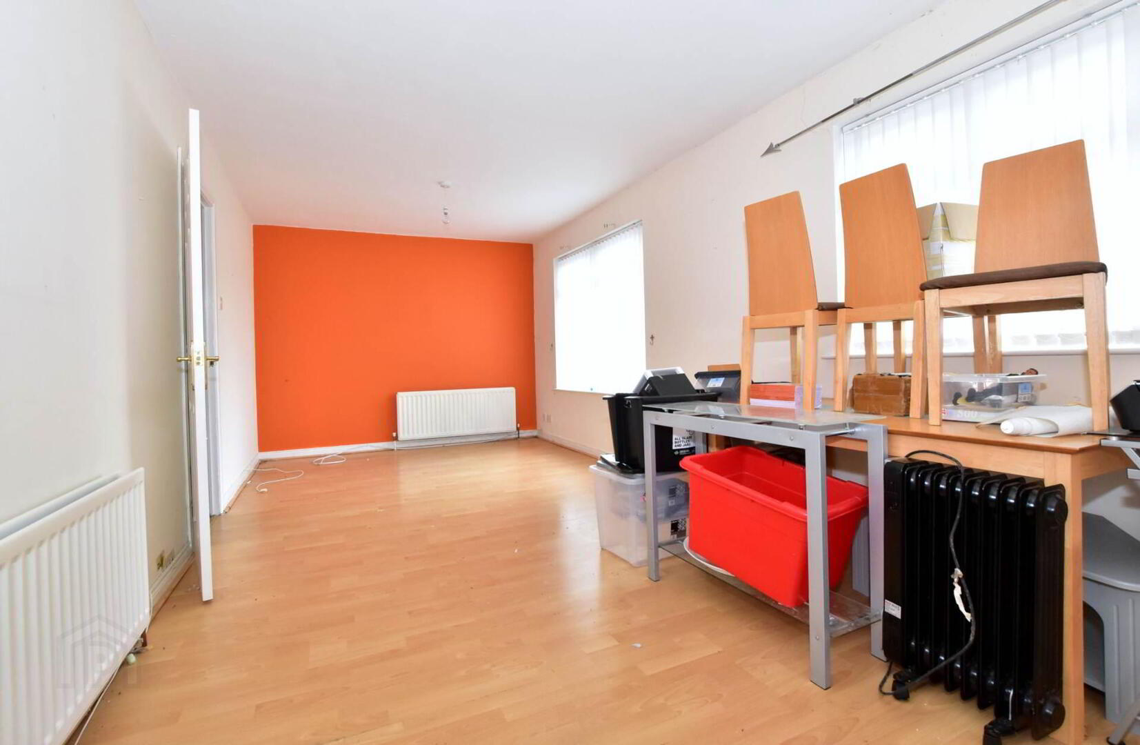 16b Millbank Crescent 3 of 15