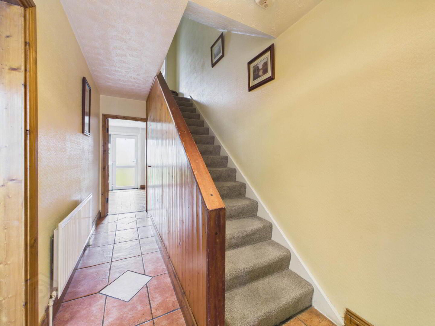 43 Woodland Grove 3 of 16