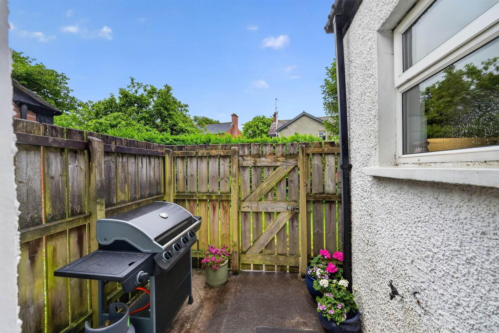 3 Ravensdene Park 31 of 32