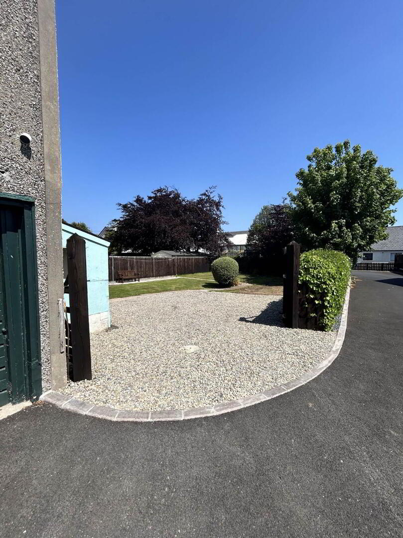 2 Beechwood Avenue 27 of 27