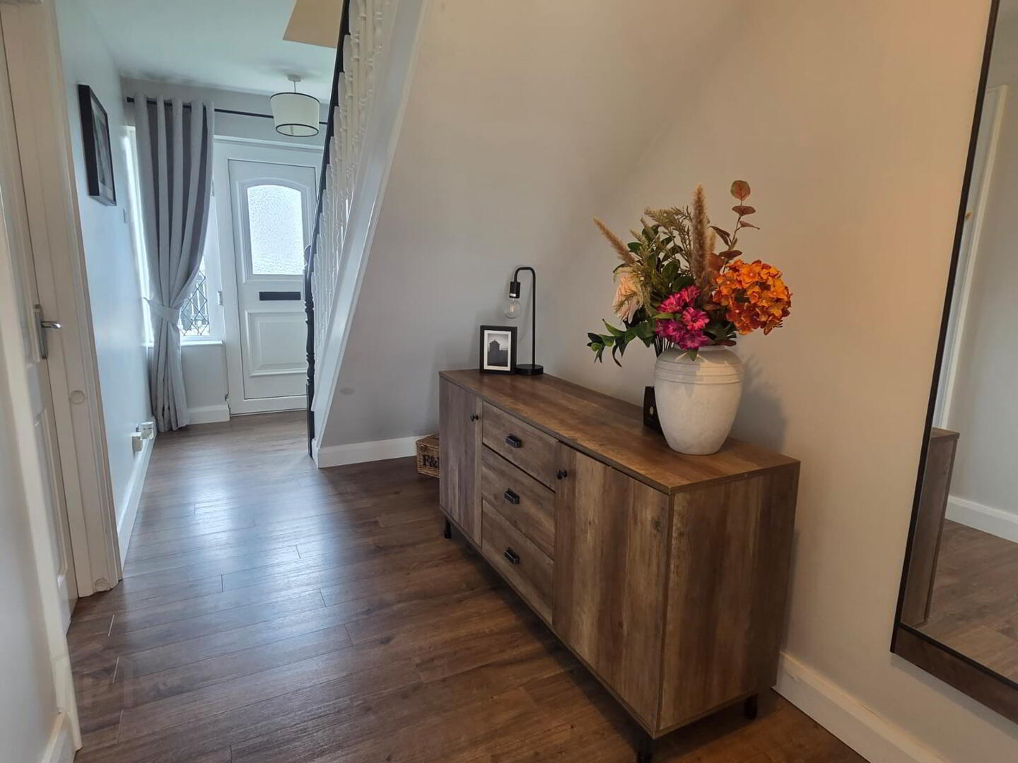 29 Orchardville 3 of 28