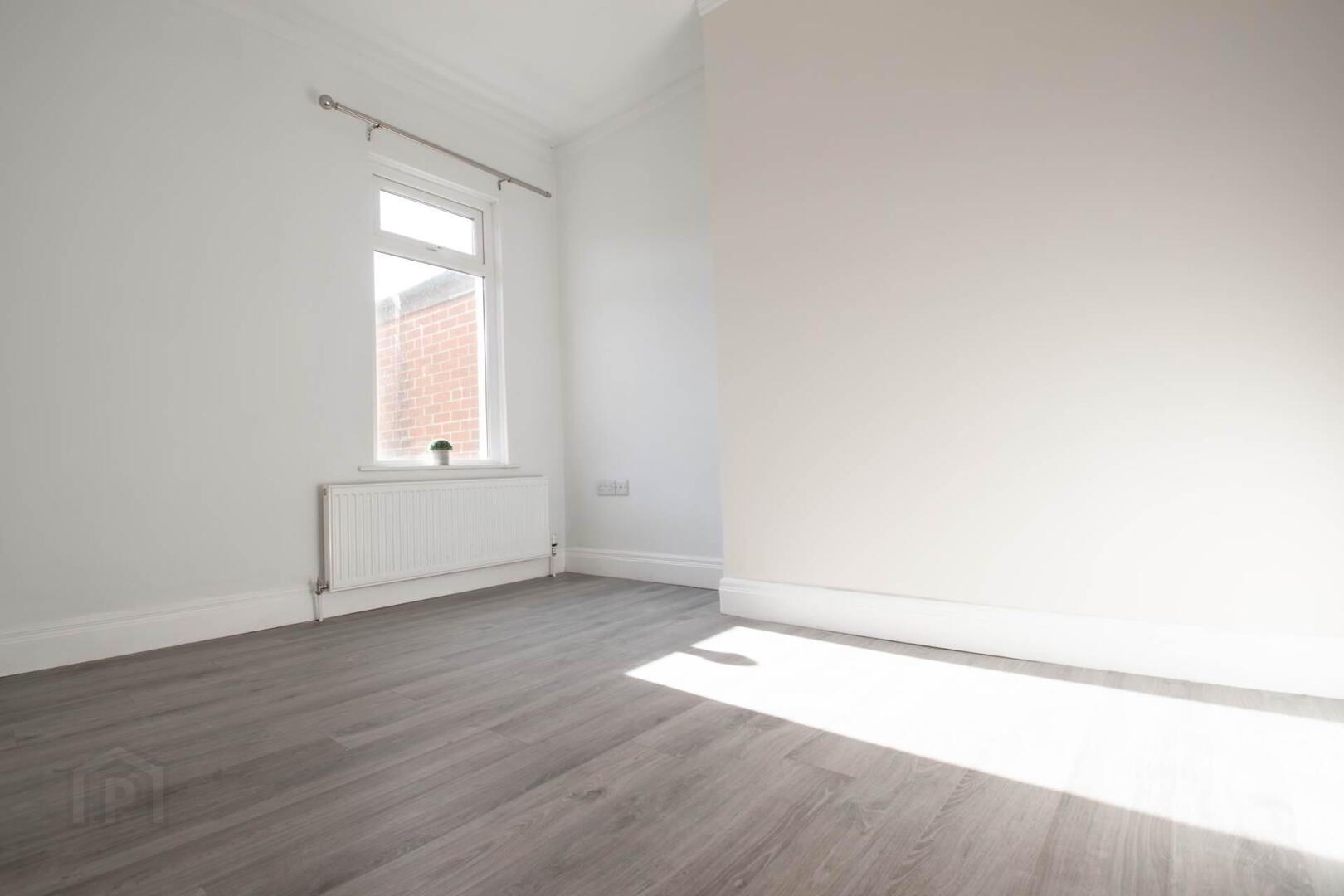 25 Isoline Street 9 of 10