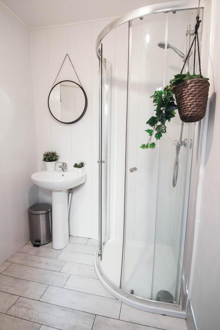 25 Isoline Street 10 of 10
