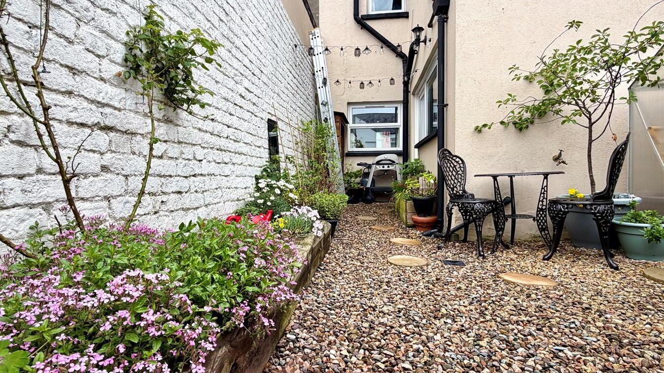 2 Burnbrae Avenue 24 of 24