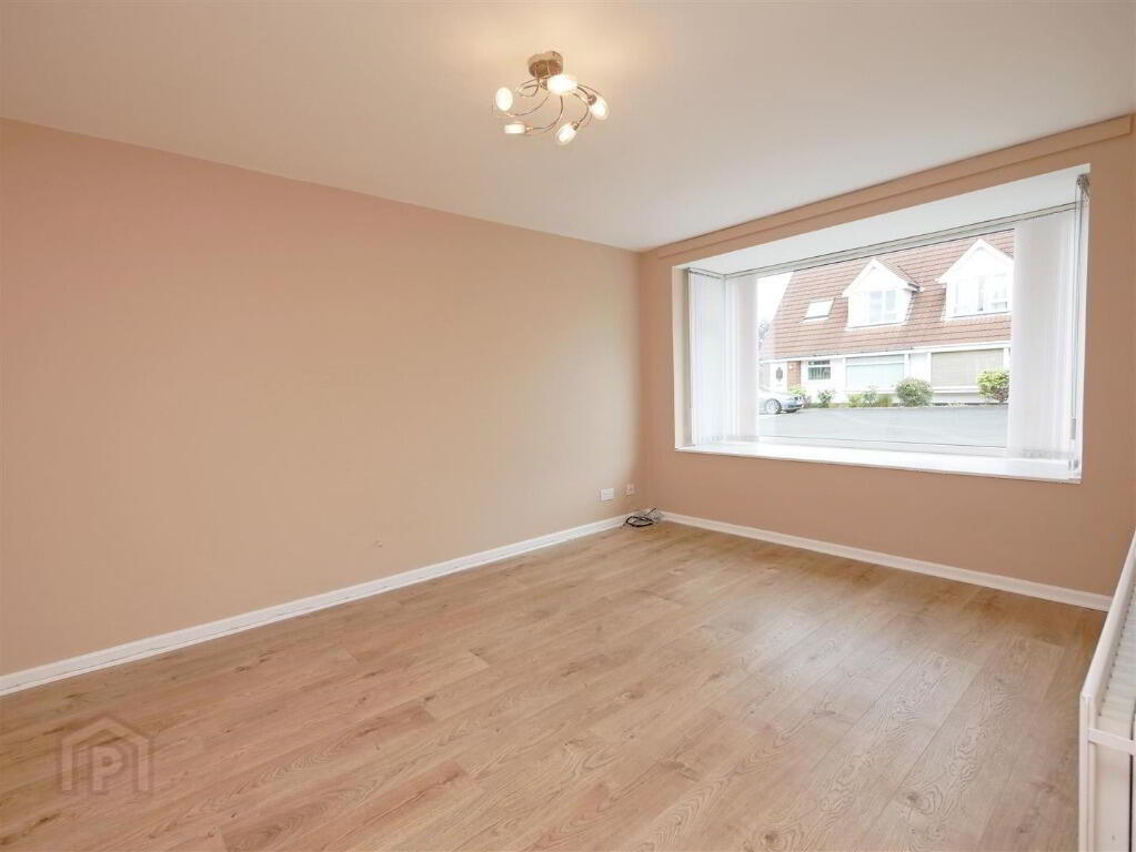 25a Carnbrae Park 2 of 14