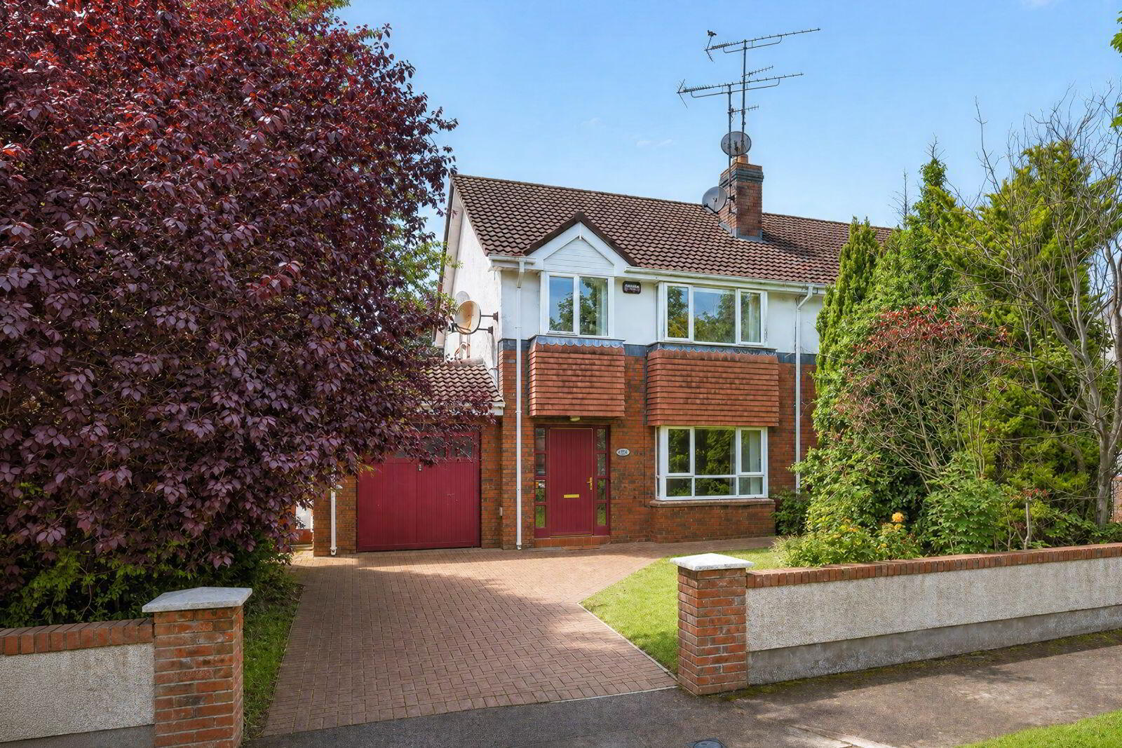 179 Canterbrook 1 of 25
