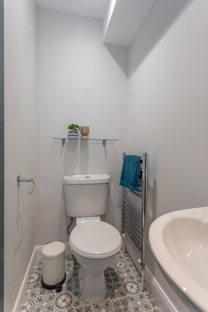 Room 2, 12 Epworth Street 19 of 20