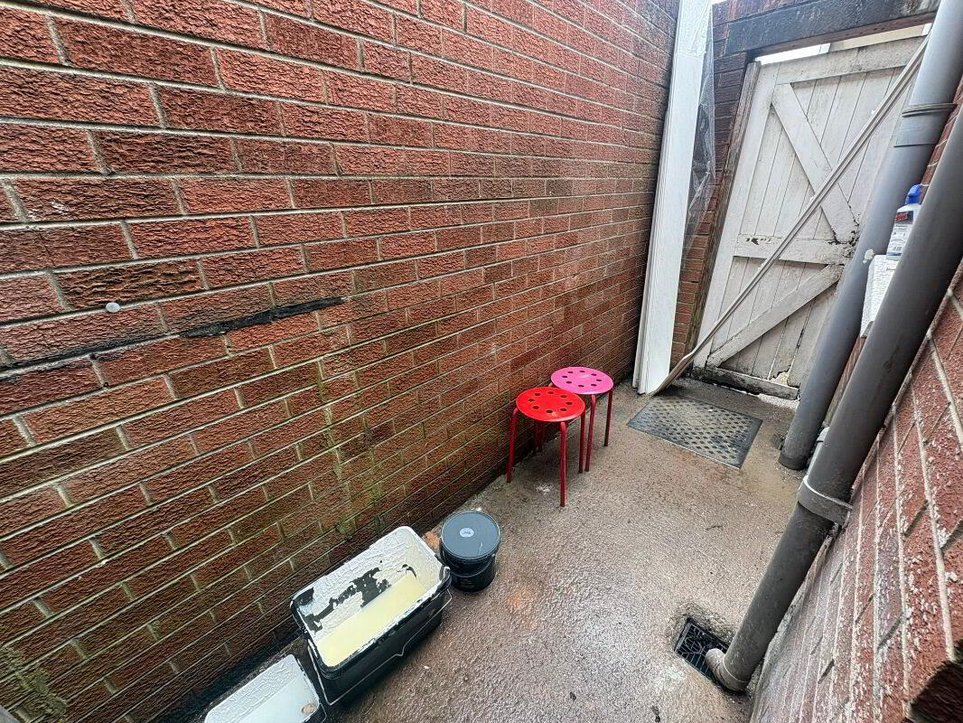 29 Gipsy Street 11 of 11