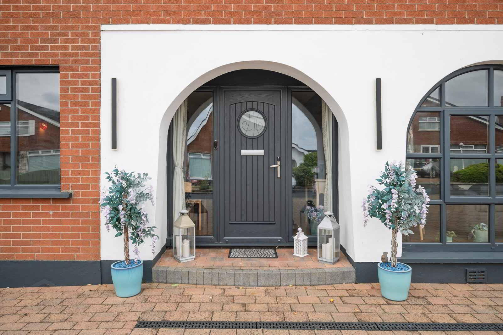 67 Knightsbridge Court 2 of 32