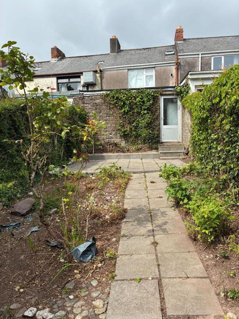 4 Old Friary Place 8 of 8