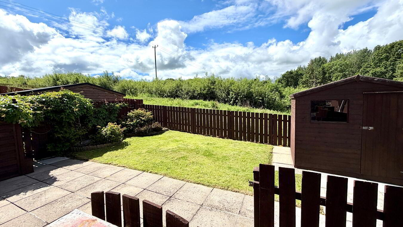 16 Hazelwood Grove 18 of 19