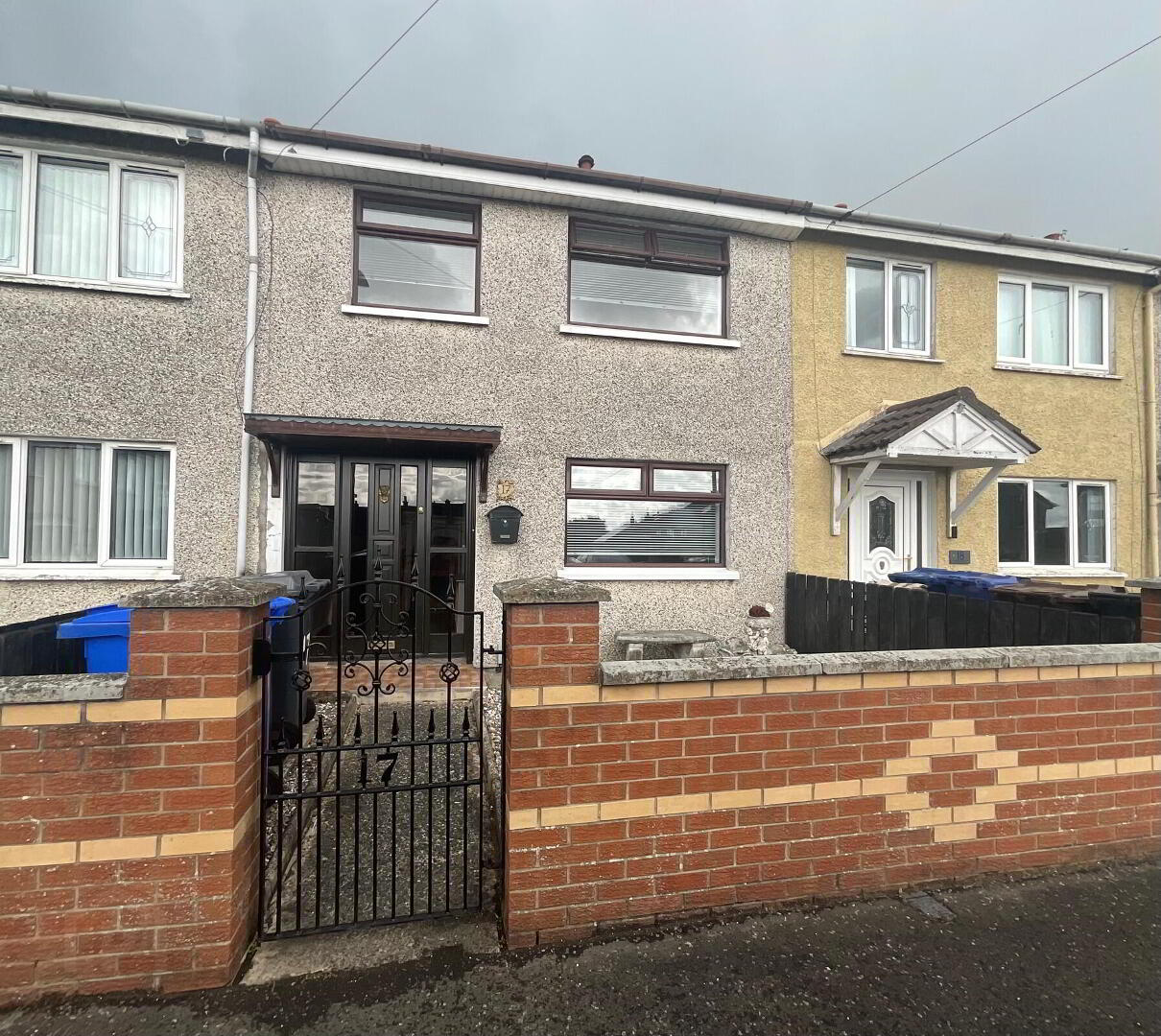 17 Glencairn Walk 1 of 17